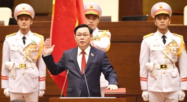Tân Chủ tịch Quốc hội Vương Đình Huệ: Vinh dự vô cùng to lớn, nhưng trách nhiệm rất nặng nề…
