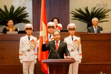 Với tỷ lệ 90,28%, ông Nguyễn Xuân Phúc trúng cử Thủ tướng Chính phủ