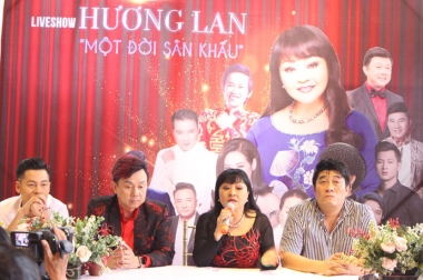 Hương Lan làm liveshow đầu tiên sau hơn nửa thế kỷ mang nghiệp cầm ca