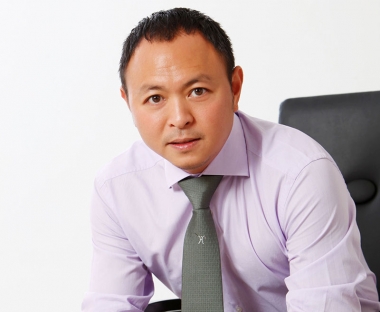 Ông Nguyễn Hoàng Tuấn – Chủ tịch SƠNKIM LAND nhận giải Nhân vật bất động sản năm 2015