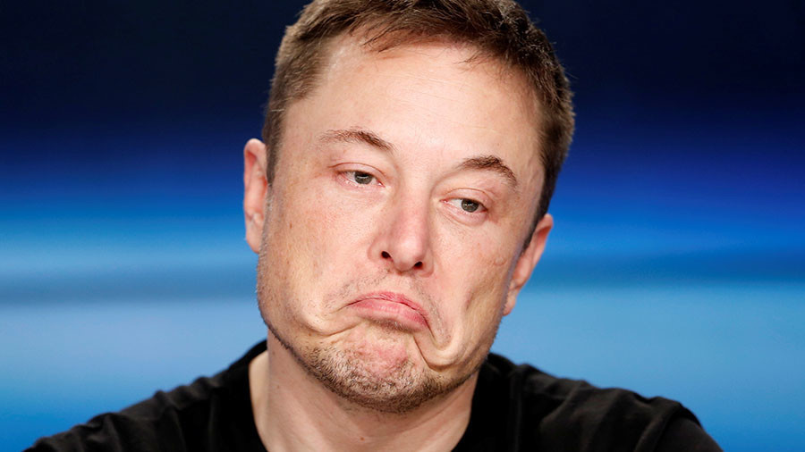 Ồn ào gói cước vệ tinh của Elon Musk