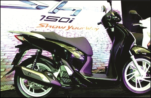 Giá xe máy Honda SH 2023 mới nhất giữa tháng 12023 Tăng giá dịp cận