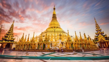 Choáng ngợp trước sự nguy nga của ngôi chùa tại Myanmar