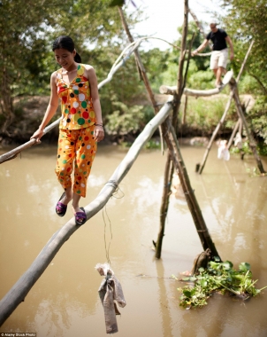 Cầu khỉ của Việt Nam được xếp vào những cây cầu đáng sợ nhất thế giới