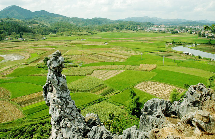 Top Những Hòn Vọng Phu Nổi Tiếng Trên Dải Đất Việt | Tạp Chí Kinh Tế Và Dự  Báo