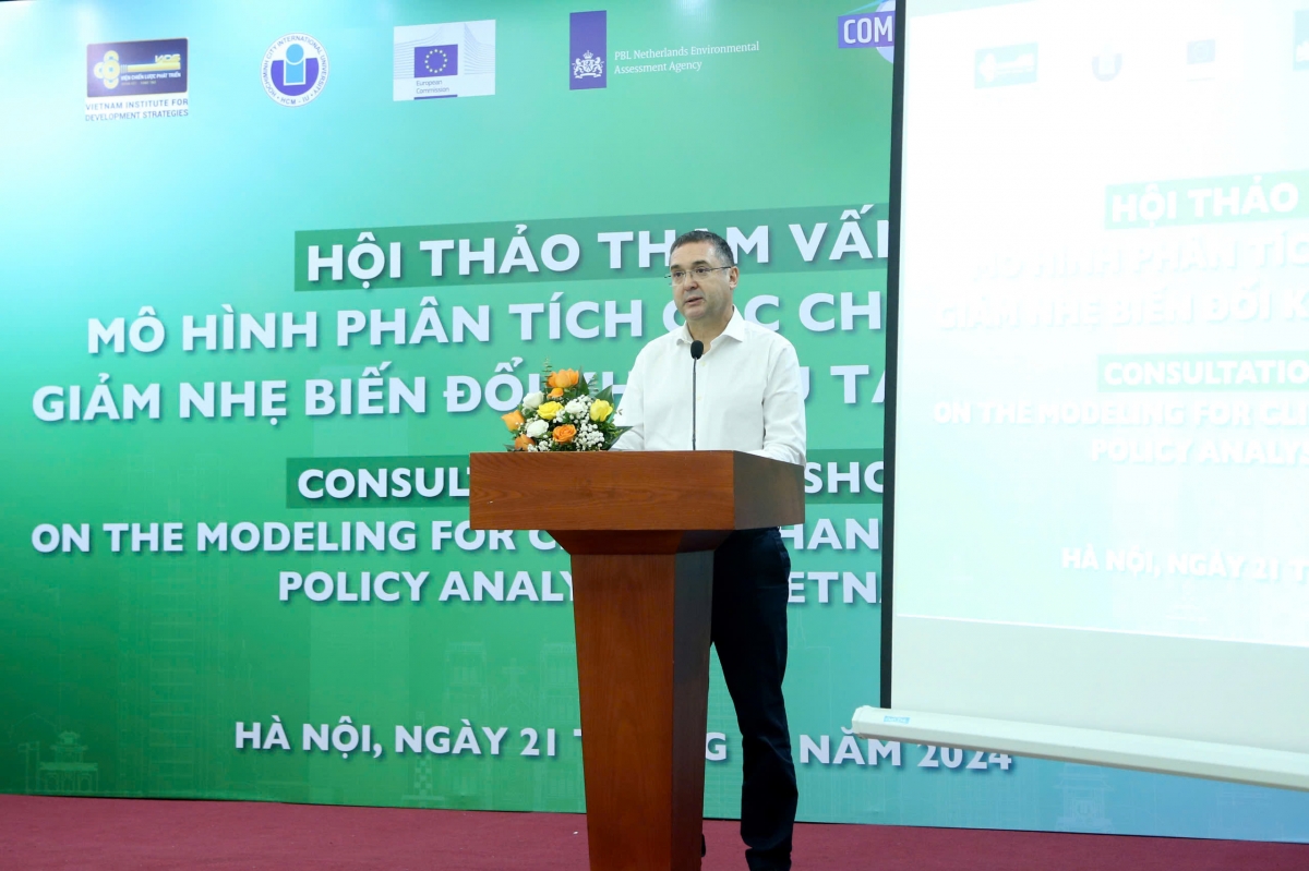 Hội thảo tham vấn “Mô hình phân tích các chính sách giảm nhẹ biến đổi khí hậu tại Việt Nam”