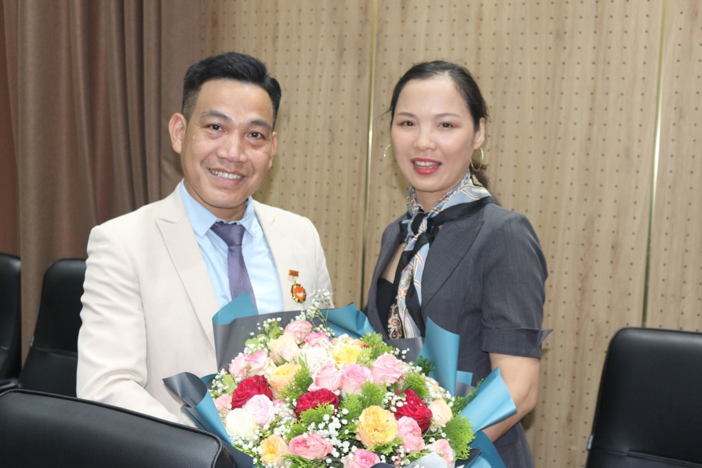 Nhà báo Vương Xuân Nguyên được tặng Kỷ niệm chương Vì sự nghiệp Báo chí Việt Nam