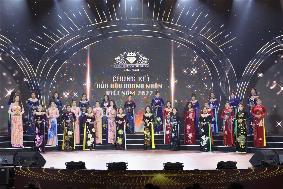 Mạc Thị Minh đăng quang Hoa hậu Doanh nhân Việt Nam, đạt vương miện 1,5 tỉ