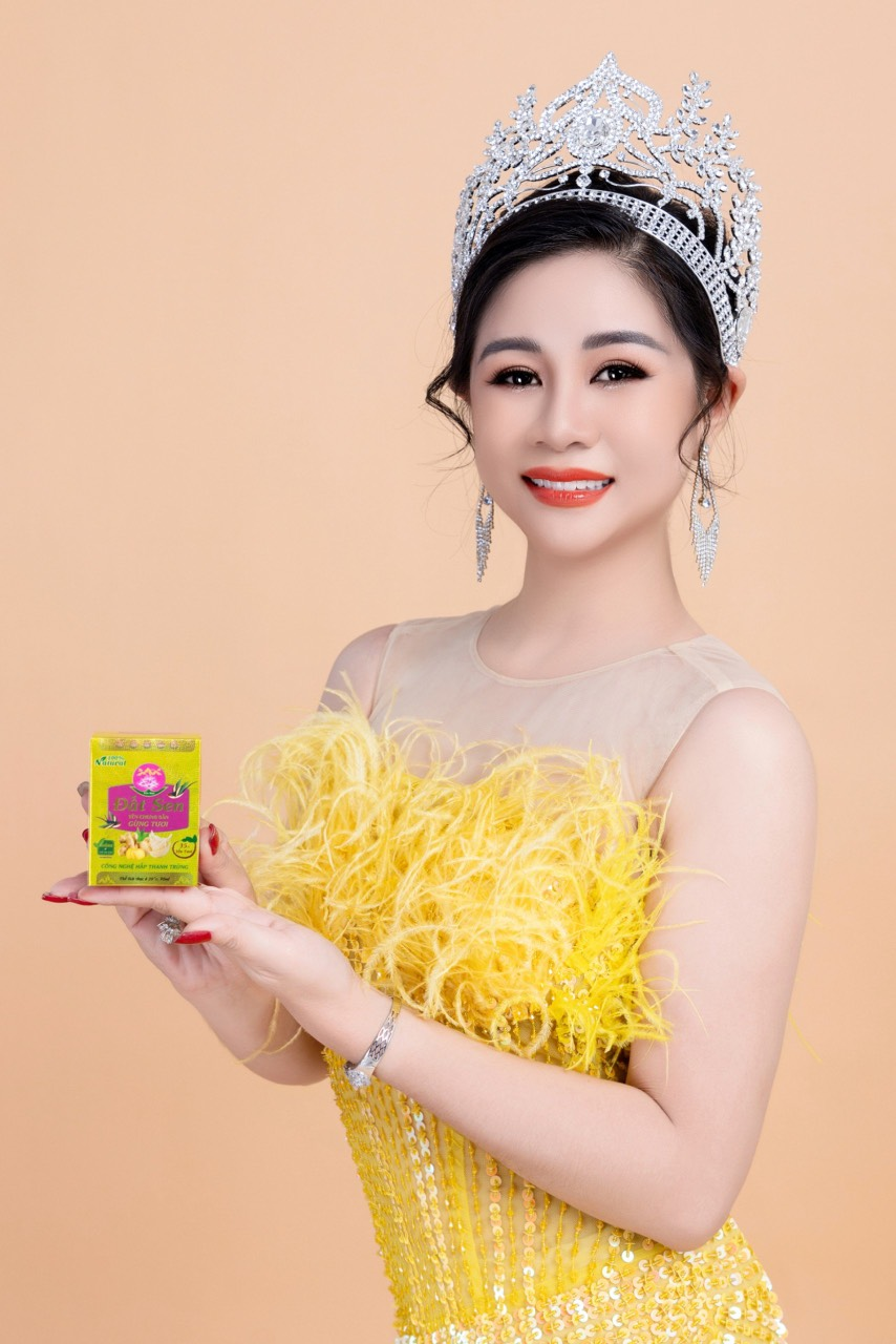 Hoa hậu Thiện nguyện Nguyễn Thị Hồng Linh hiện là Giám đốc của Công ty yến sào Đất Sen