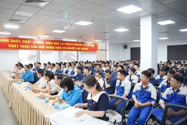 Bảo đảm tiền lương và phúc lợi lao động cho lao động di cư nội địa tại Việt Nam - một số vấn đề và hàm ý chính sách