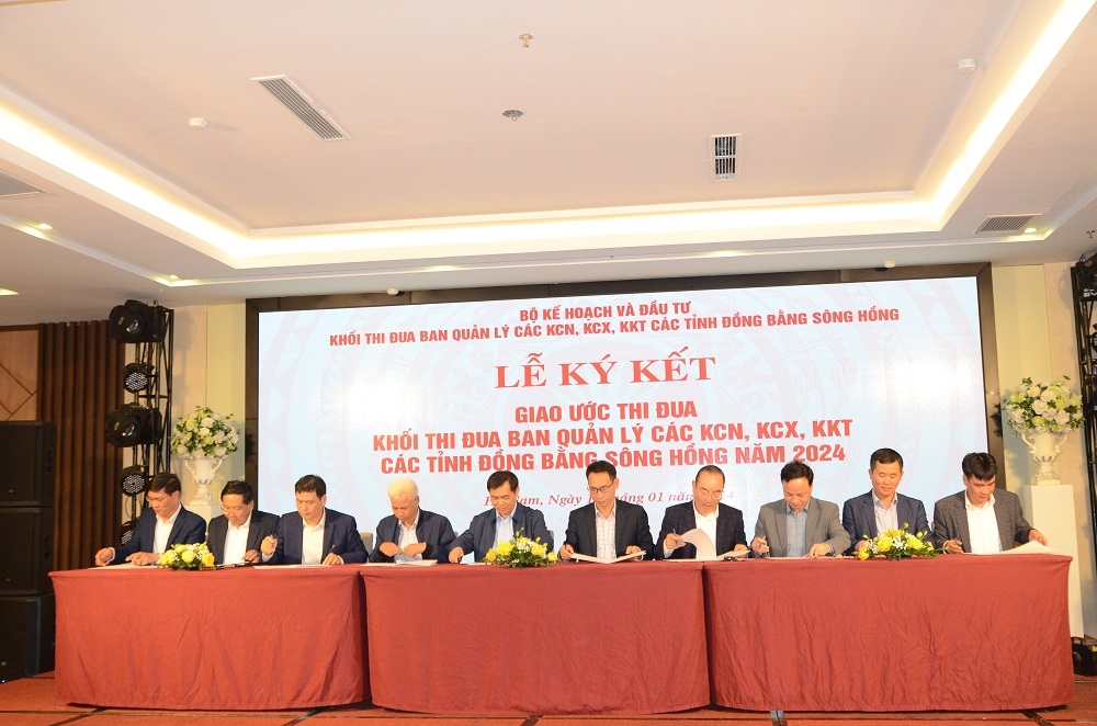 Khối thi đua Ban Quản lý các KCN, KCX, KKT các tỉnh Đồng bằng Sông Hồng với những kết quả ấn tượng trong hoạt động phát triển các KCN, KKT năm 2023