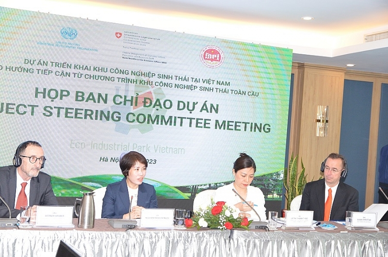 Đẩy mạnh xây dựng chính sách và các hoạt động hỗ trợ kỹ thuật phát triển KCN sinh thái tại Việt Nam
