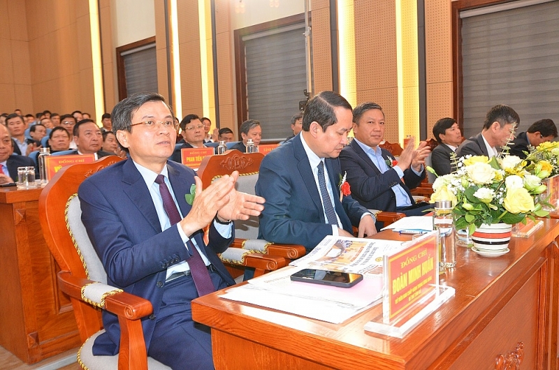 Ban Quản lý các Khu công nghiệp tỉnh Ninh Bình đón nhận nhiều phần thưởng cao quý của Bộ Kế hoạch và Đầu tư và tỉnh Ninh Bình