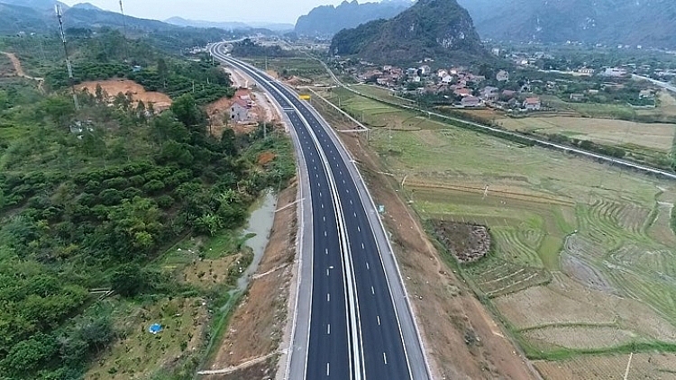 Hơn 3.000 tỷ đồng đầu tư nâng cấp hai tuyến quốc lộ trọng điểm ở Cao Bằng, cơ hội lớn cho phát triển kinh tế, xã hội tỉnh cao Bằng