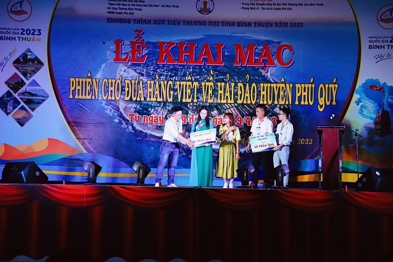 Cholimex Food – Chặng đường 40 năm lan tỏa hương vị Việt hội nhập thế giới Cholimex Food – Chặng đường 40 năm lan tỏa hương vị Việt hội nhập thế giới