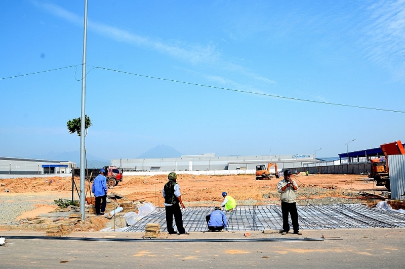 Dự án đang xây dựng trong KCN Bá Thiện 1, huyện Bình Xuyên, VPDSC_7630