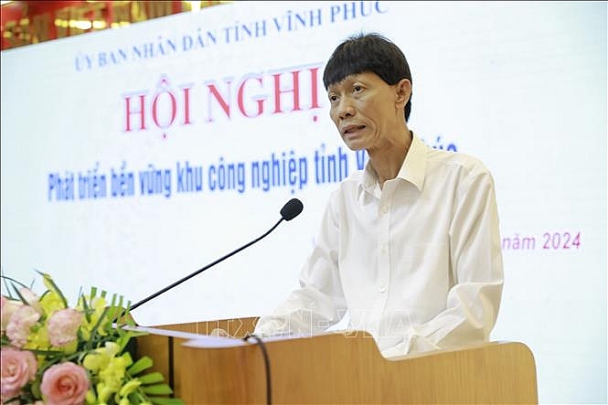 Chủ tịch tỉnh Vĩnh Phúc Trần Duy Đông khẳng định: Để thực hiện mục tiêu phát triển các KCN của Tỉnh theo hướng bền vững cần có sự vào cuộc cả hệ thống chính trị của tỉnh Vĩnh Phúc Chủ tịch tỉnh Vĩnh Phúc Trần Duy Đông khẳng định: Để thực hiện mục tiêu phát triển các KCN của Tỉnh theo hướng bền vững cần có sự vào cuộc cả hệ thống chính trị của tỉnh Vĩnh Phúc