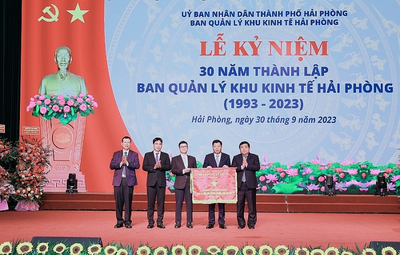 Ban Quản lý Khu kinh tế Hải Phòng: Dấu ấn chặng đường 30 năm phát triển lớn mạnh cùng khu kinh tế và các khu công nghiệp thành phố Hải Phòng