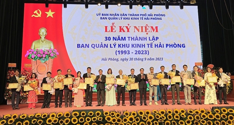 Ban Quản lý Khu kinh tế Hải Phòng: Dấu ấn chặng đường 30 năm phát triển lớn mạnh cùng khu kinh tế và các khu công nghiệp thành phố Hải Phòng