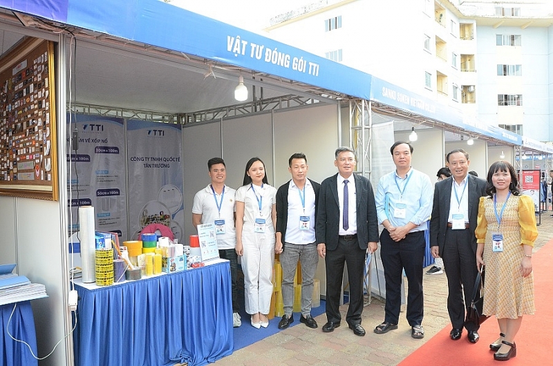 Hội chợ sản phẩm công nghiệp trong các KCN Hà Nội 2023 thu hút 100 gian hàng tham gia