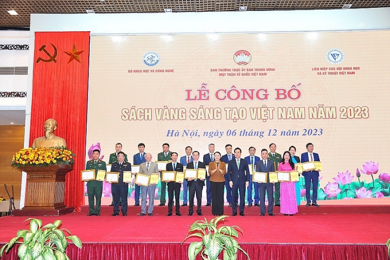 Nghiên cứu “Kiến tạo Nam Cầu Kiền thành khu công nghiệp sinh thái với mô hình kinh tế tuần hoàn” được vinh danh trong Sách vàng Sáng tạo Việt Nam năm 2023