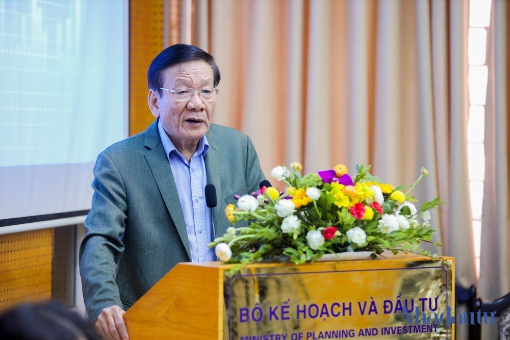 GS.TSKH Nguyễn Mại: Đề nghị Chính phủ giữ giá dầu ở 22-23.000/lít đến hết tháng 6