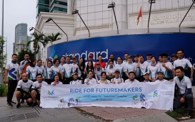 Đạp xe gây Quỹ FutureMakers 2022, hỗ trợ các bạn trẻ khó khăn tại Việt Nam