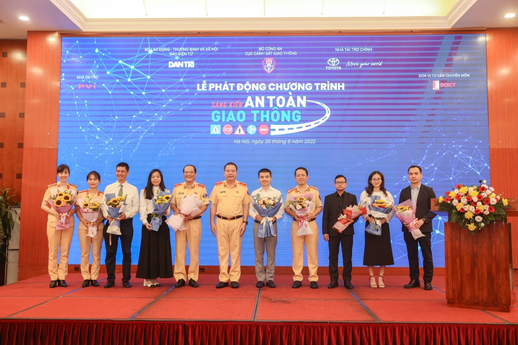 Phát động chương trình Sáng kiến An toàn Giao thông Việt Nam 2022