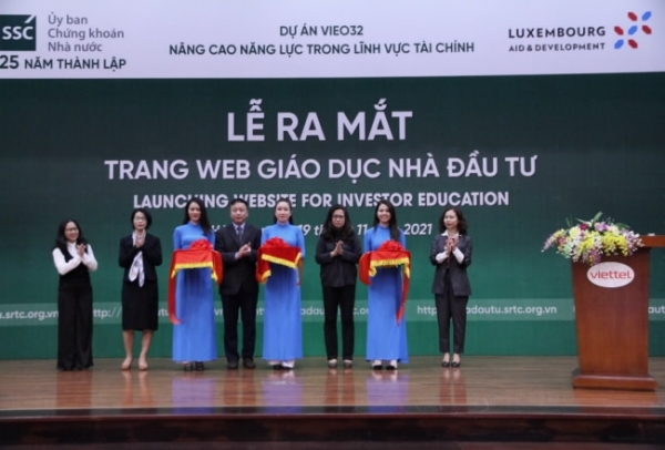 Ủy ban Chứng khoán Nhà nước chính thức mở trang web giáo dục nhà đầu tư