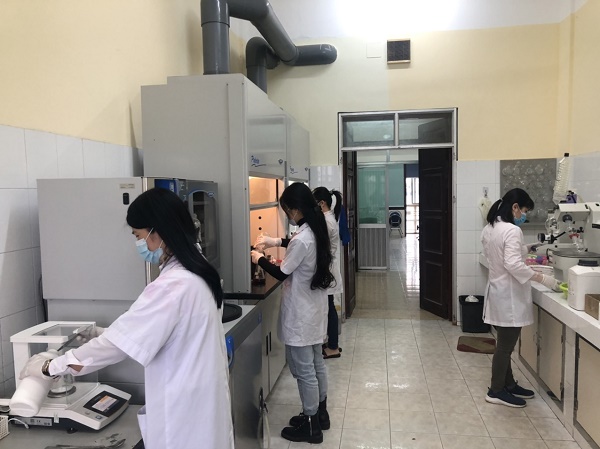 Tín hiệu vui trong nghiên cứu thuốc điều trị COVID-19 ở Việt Nam