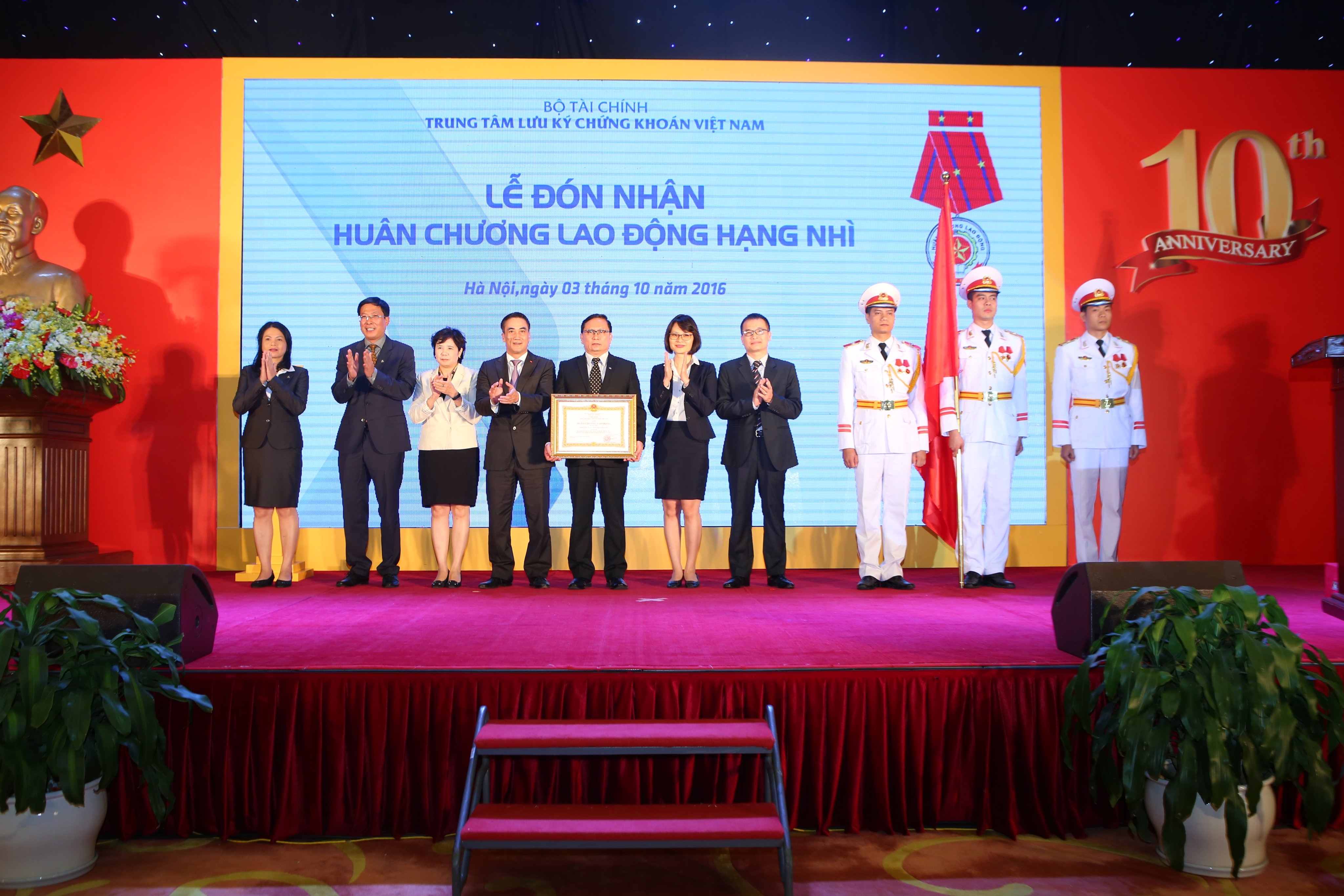 Dấu chân bền bỉ của VSD trên hành trình 25 năm xây dựng TTCK Việt Nam