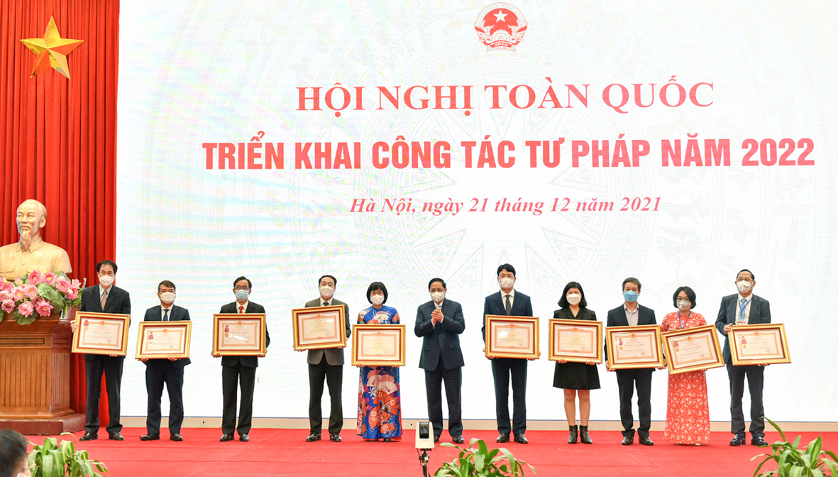 Thủ tướng Phạm Minh Chính: Môi trường pháp lý phải hỗ trợ, thúc đẩy sự phát triển