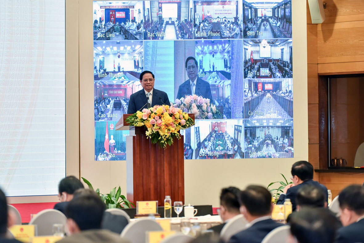 Thủ tướng Phạm Minh Chính: Môi trường pháp lý phải hỗ trợ, thúc đẩy sự phát triển
