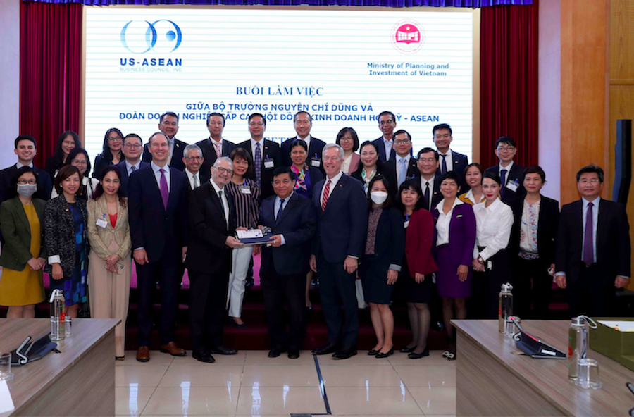 Bộ trưởng Nguyễn Chí Dũng tiếp Đoàn doanh nghiệp Hội đồng kinh doanh Hoa Kỳ - ASEAN