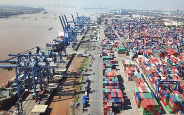 Kiến nghị khẩn Thủ tướng trực tiếp chỉ đạo giải quyết bất cập thu phí hạ tầng cảng biển
