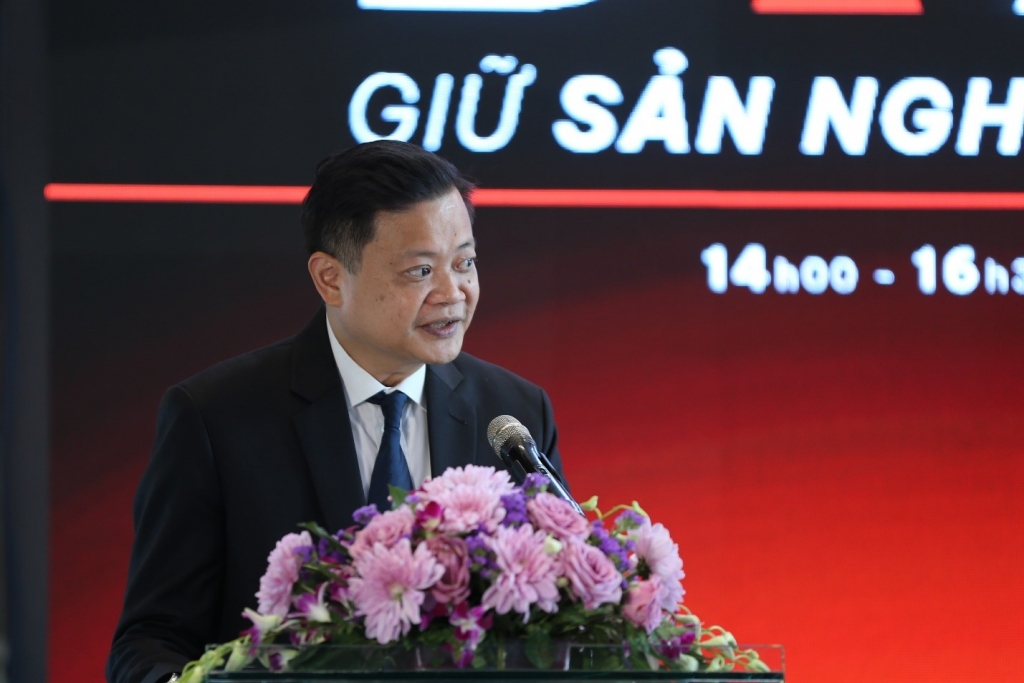 Các doanh nghiệp gia đình cần chuyển đổi để xây dựng niềm tin Các doanh nghiệp gia đình cần chuyển đổi để xây dựng niềm tin