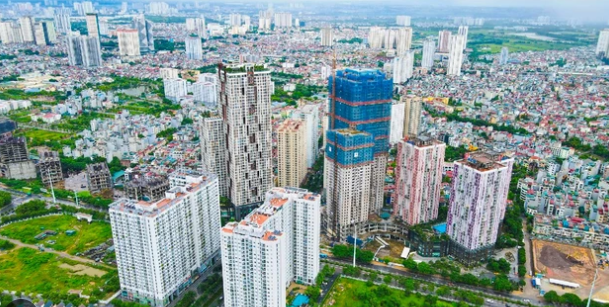 Các nhân tố ảnh hưởng đến giá cổ phiếu của các doanh nghiệp bất động sản niêm yết trên thị trường chứng khoán Việt Nam