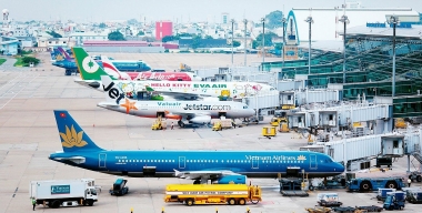 Đề xuất Cục Hàng không Việt Nam cấp, hủy Giấy phép kinh doanh cảng hàng không