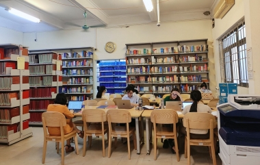 Đánh giá mức độ hài lòng của bạn đọc với chất lượng dịch vụ thư viện Trường Đại học Ngoại ngữ, Đại học Huế