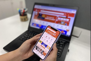 Phân tích tác động của hiệu ứng Bandwagon đến ý định mua sắm trực tuyến sản phẩm thời trang trên Shopee của người tiêu dùng thế hệ Z tại TP. Cần Thơ(*)