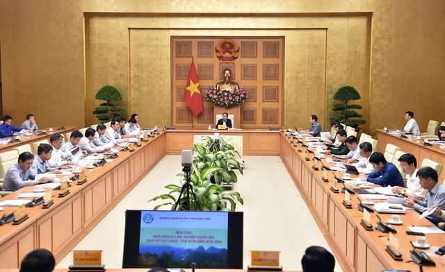Phó Thủ tướng Lê Văn Thành: Quy hoạch lâm nghiệp quốc gia phải bảo đảm thực hiện cam kết COP26