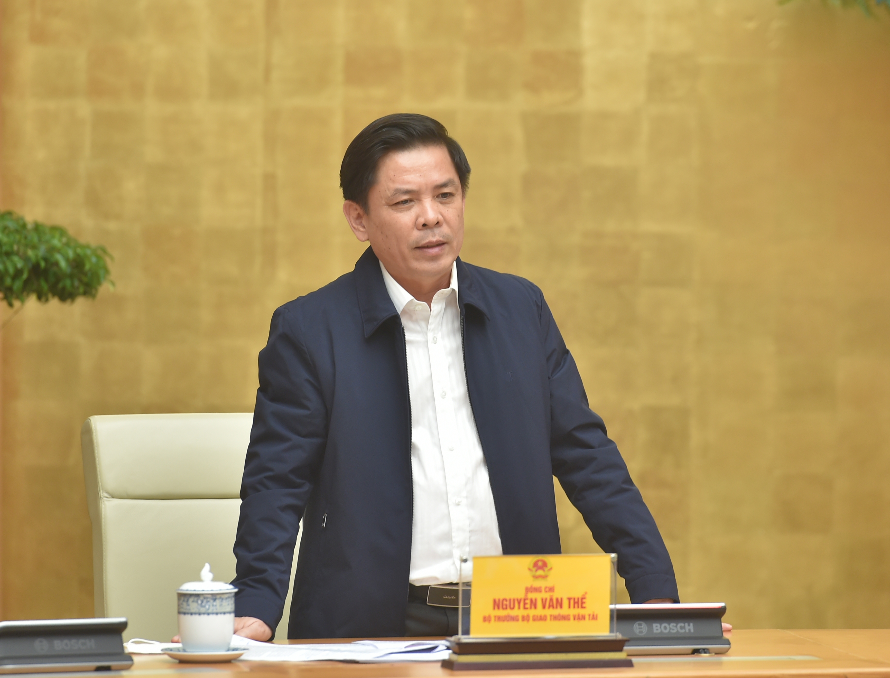 Phó Thủ tướng Lê Văn Thành: Ai chậm, làm ảnh hưởng tiến độ thì đứng ra ngoài, để người khác làm