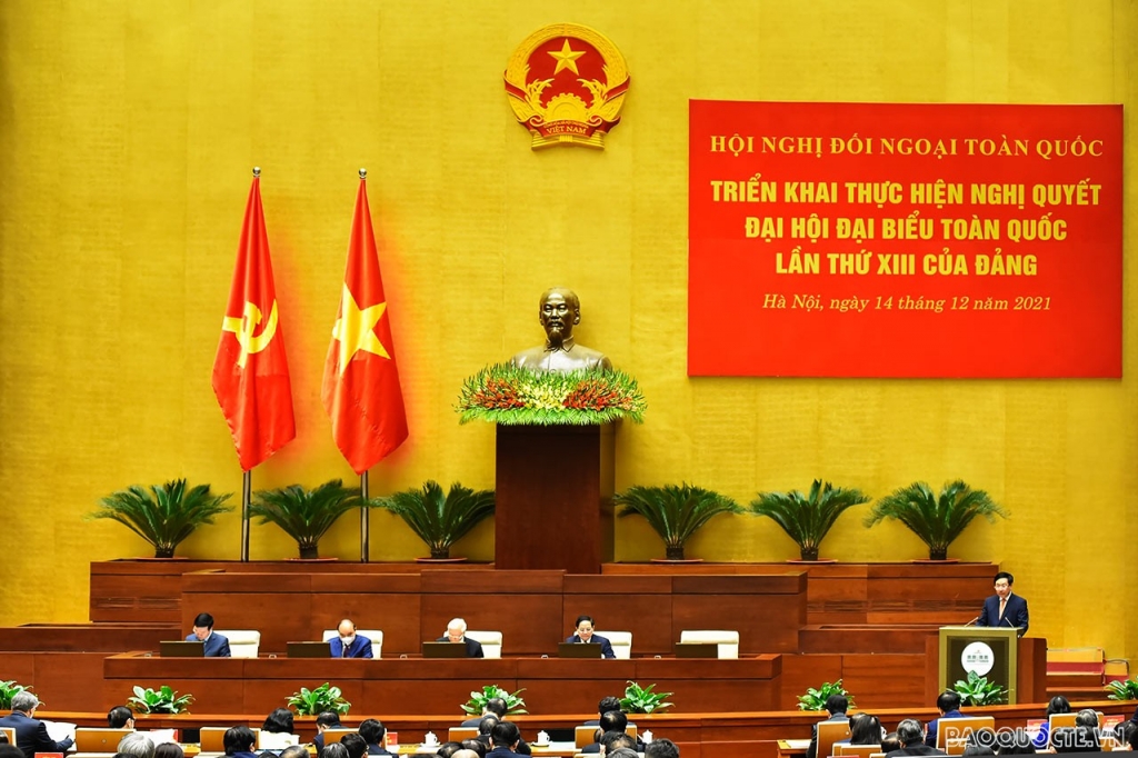 Ngoại giao Việt Nam vì sự nghiệp bảo vệ và phát triển đất nước dưới ánh sáng Nghị quyết Đại hội Đảng lần thứ XIII
