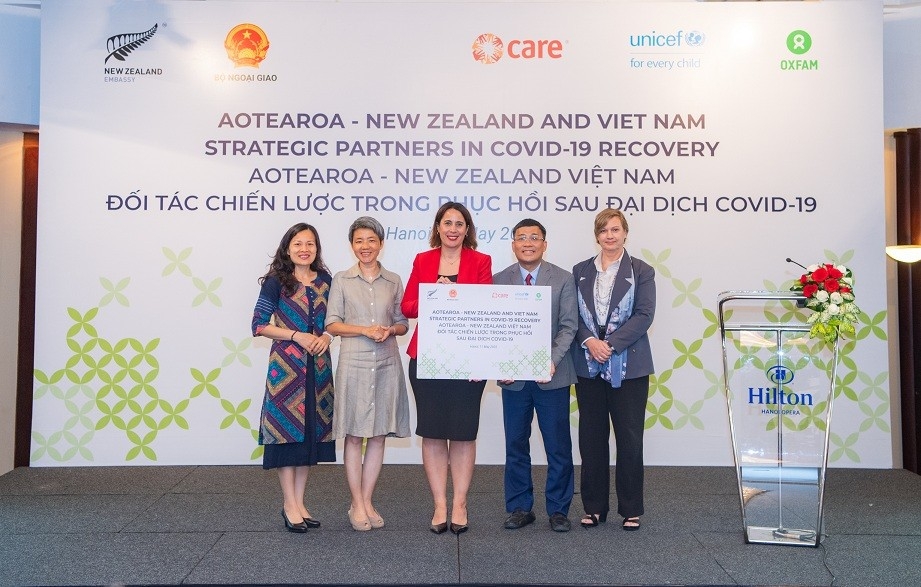 New Zealand trao tặng Việt Nam 2 triệu NZD phục hồi hậu Covid-19
