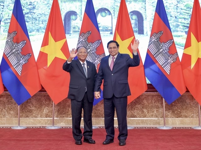 Sớm hoàn thành Quy hoạch tổng thể kết nối kinh tế Việt Nam - Campuchia đến năm 2030