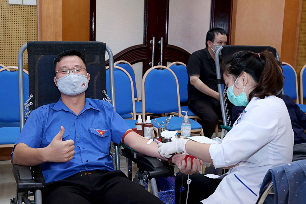 Bộ Kế hoạch và Đầu tư tổ chức ngày hội hiến máu năm 2021