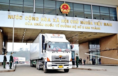 Trung Quốc tạm ngừng nhập khẩu hàng hóa từ Cửa khẩu quốc tế đường bộ số II Kim Thành, Lào Cai
