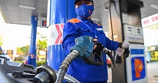 Giá xăng dầu tăng đẩy CPI tháng 4 tăng 0,07% so với tháng trước