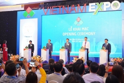 Đang diễn ra Hội chợ Thương mại quốc tế Việt Nam lần thứ 32 tại Hà Nội