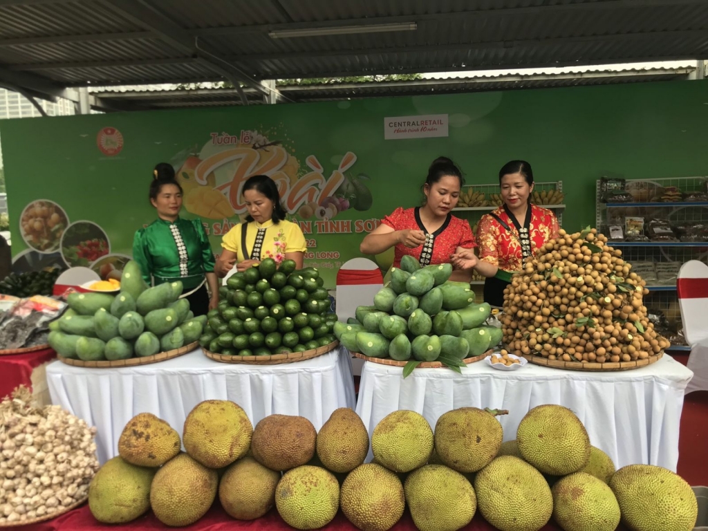Đang diễn ra Tuần lễ Xoài và nông sản an toàn tỉnh Sơn La 2022 tại Hà Nội